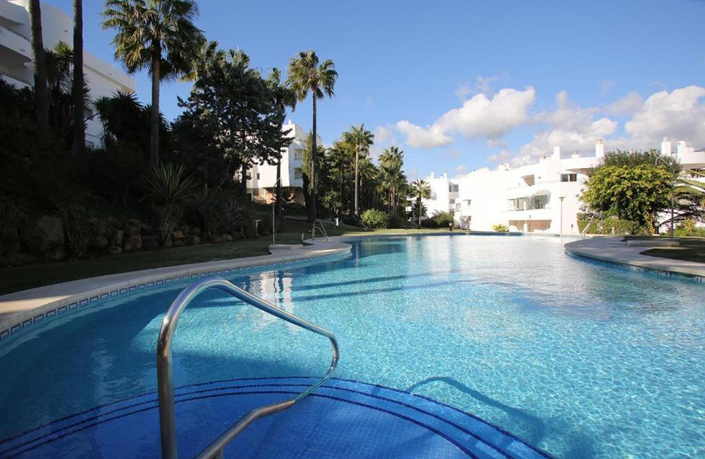 Estepona Golf Apartment المظهر الخارجي الصورة